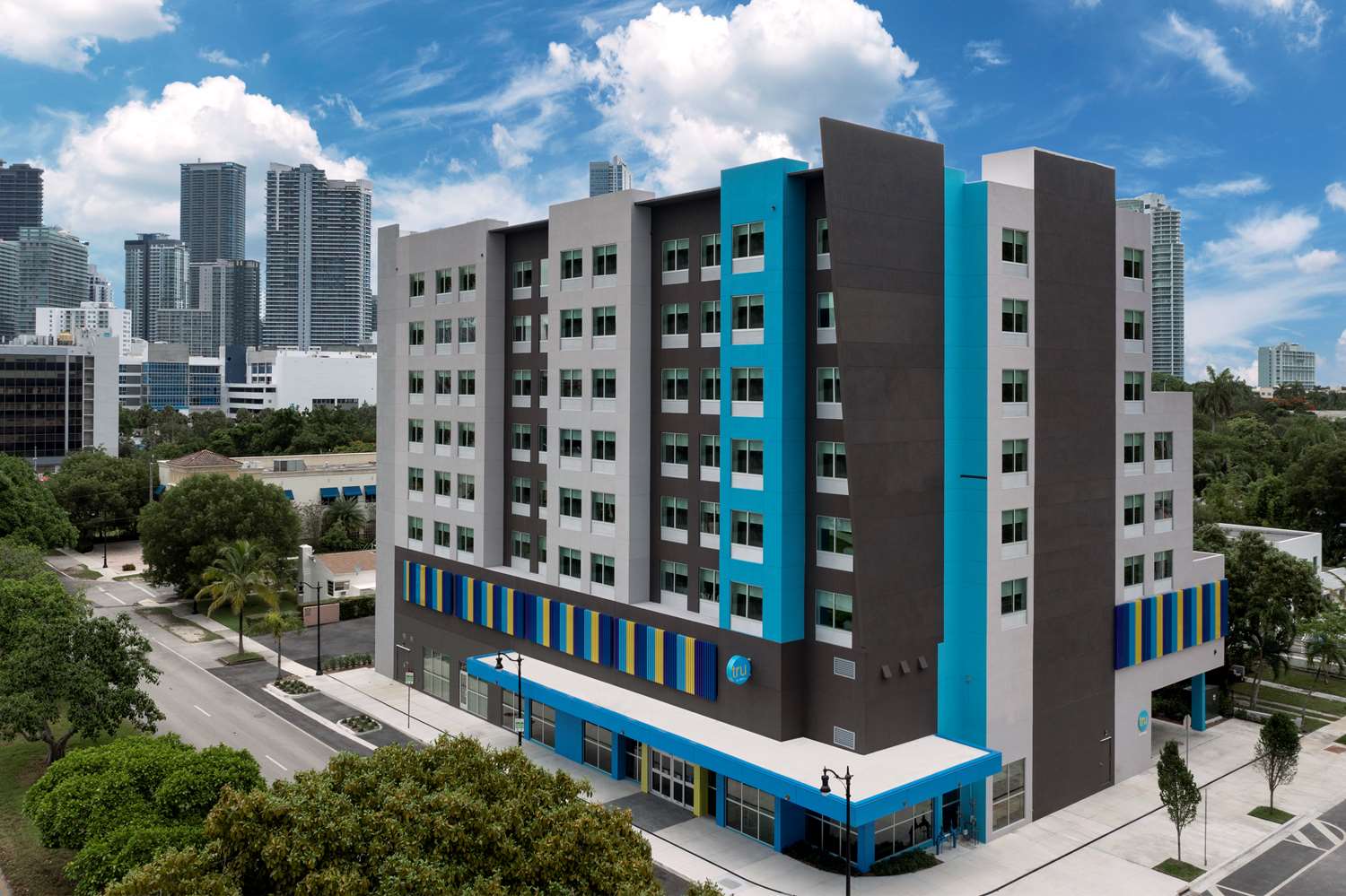 Tru By Hilton Miami West Brickell 2