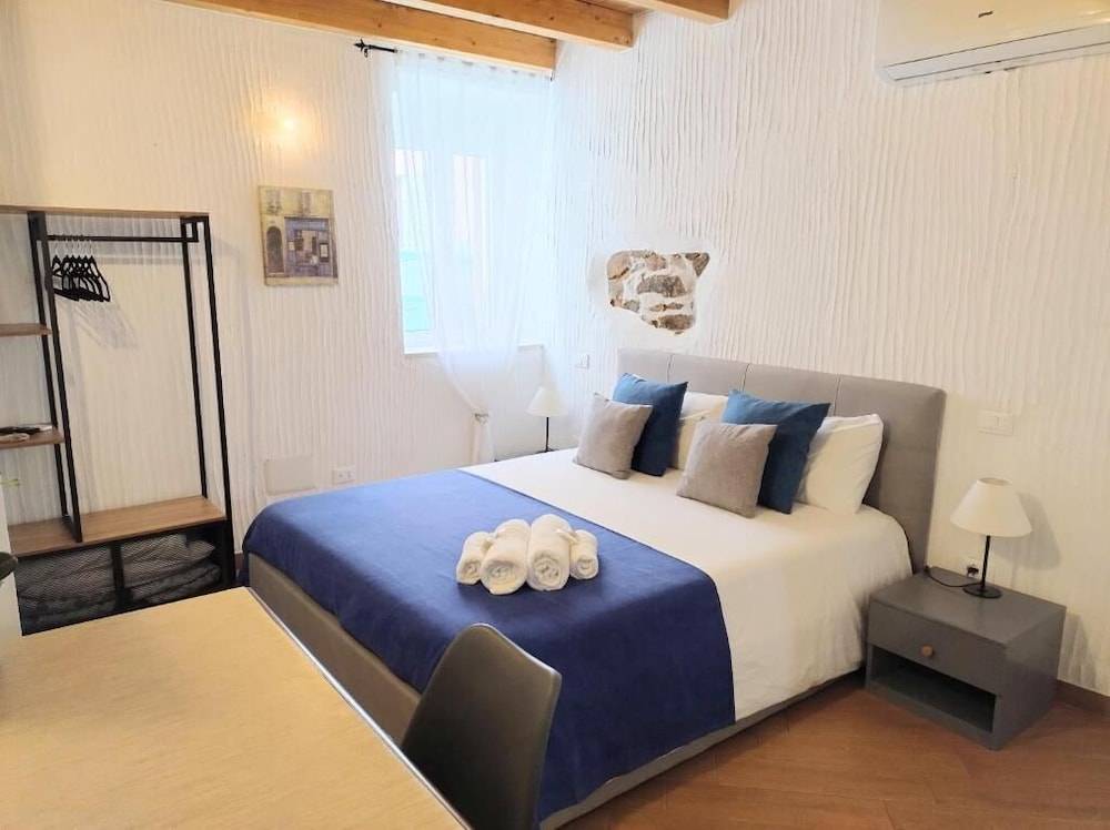 Holmann Suite & Rooms 1