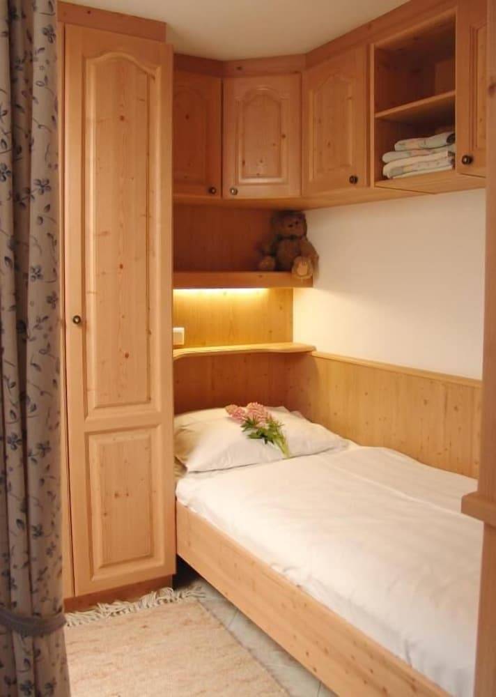 Das kleine Berghotel 2
