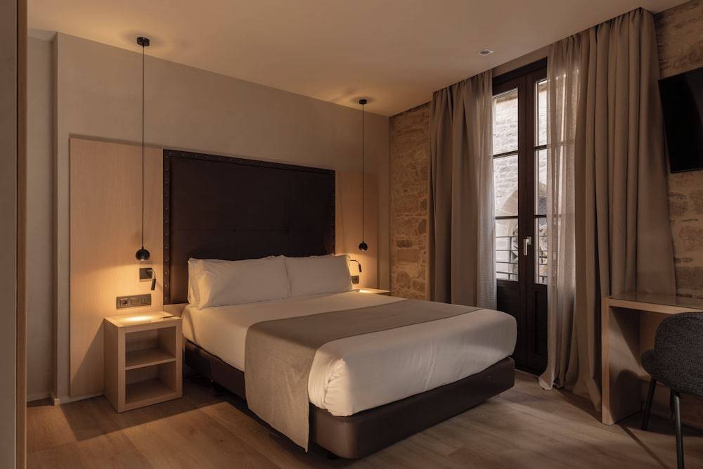 Gran Hotel Barcino 4 Sup 1