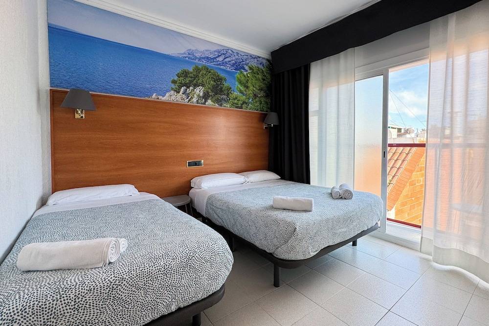 Hotel Maremagnum 1