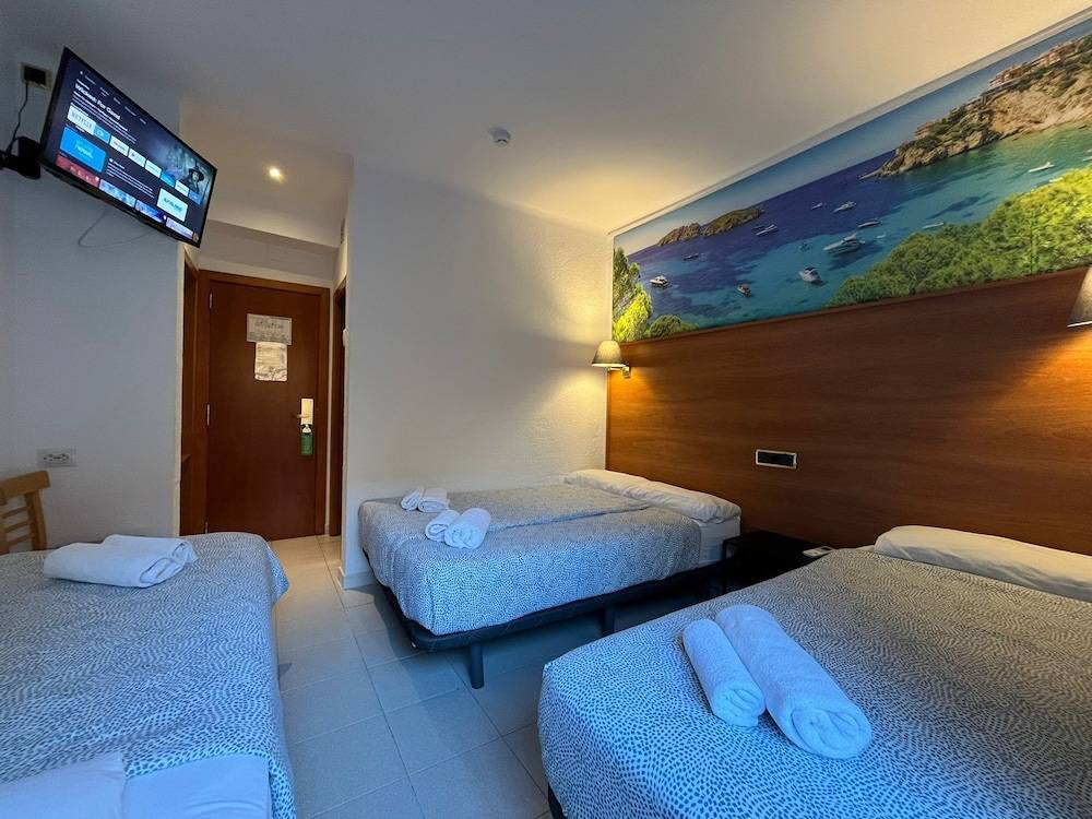 Hotel Maremagnum 2