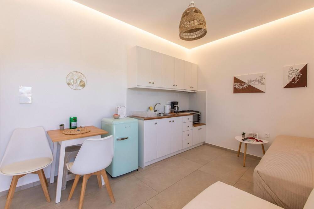 Oxalis Mykonos Apartments 1