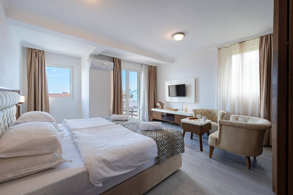 Hotel Adrović 2
