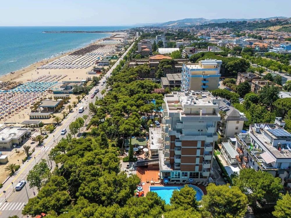 Hotel Atlantic 1