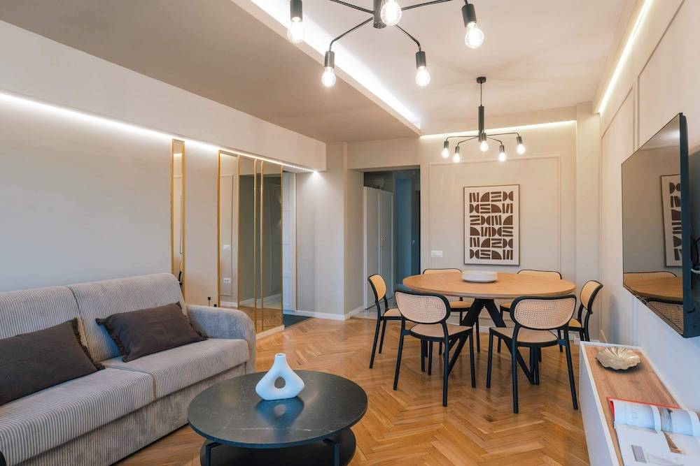 New Unirii Apartments by Olala Homes 2