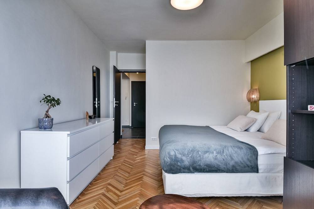 New Unirii Apartments by Olala Homes 1