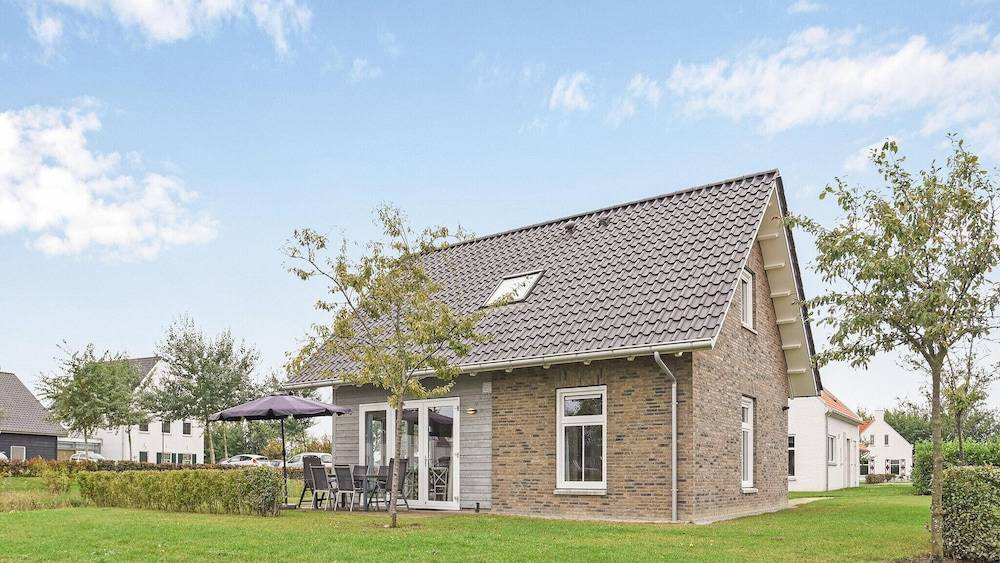 Dormio Strand Resort Nieuwvliet-Bad 1