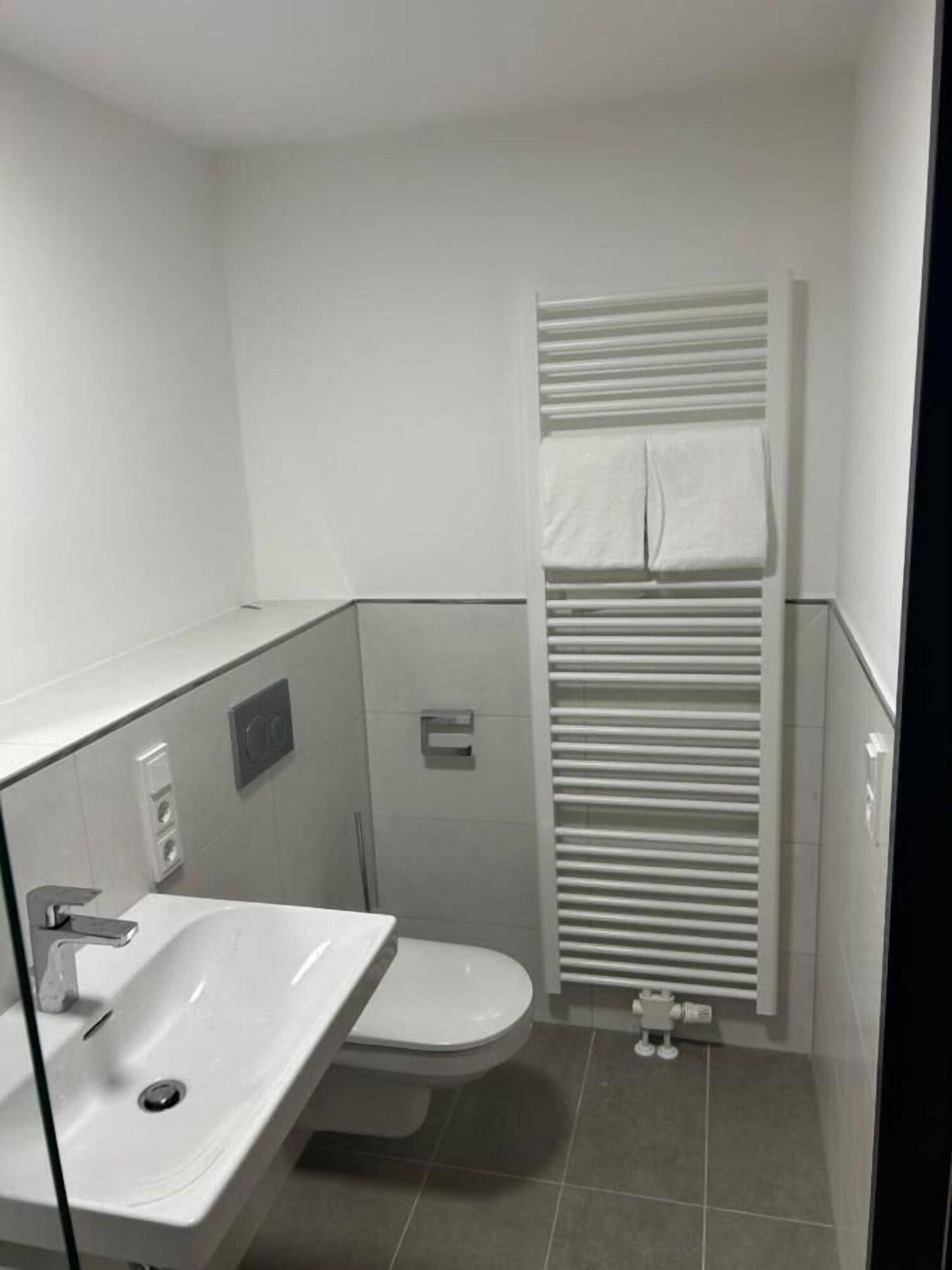 Lillys Hotel München 2