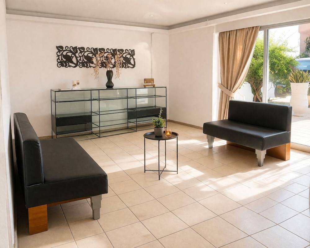 Pasiphae Self Hotel 2