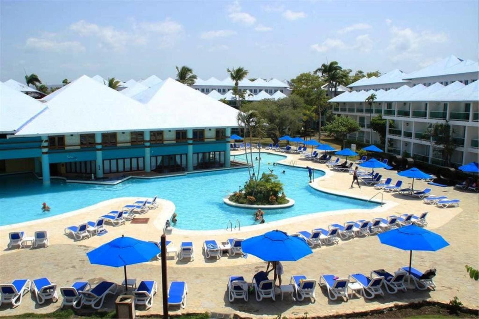 Grand Paradise Playa Dorada All Inclusive 2
