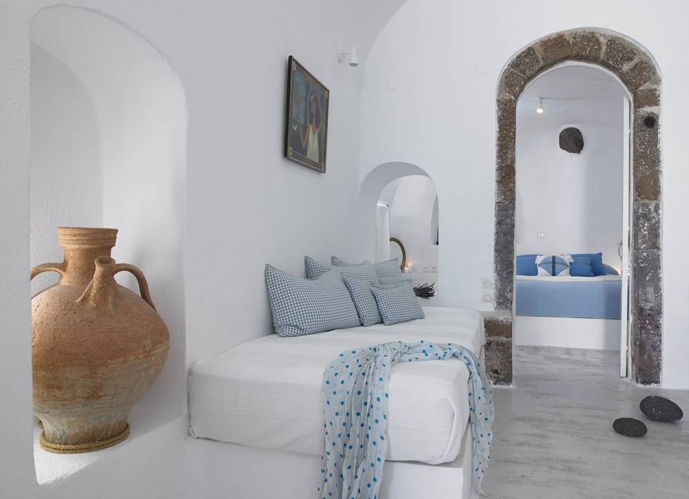 Altana Heritage Suites 2