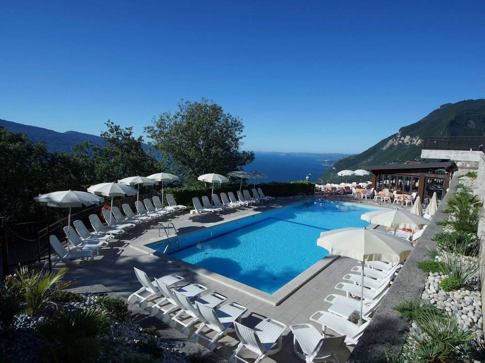 Residence La Rotonda, Tignale 1
