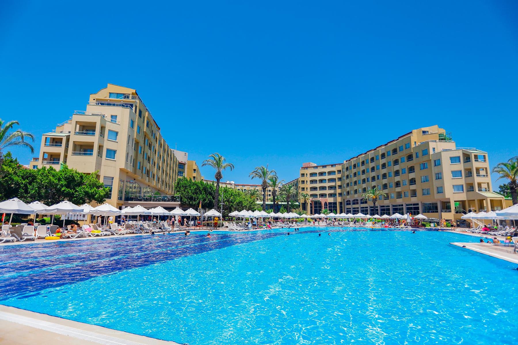 Selectum Family Resort Side 2