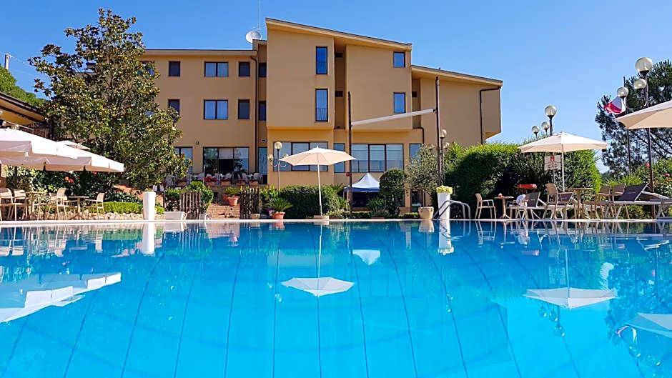 Riviera Hotel 2