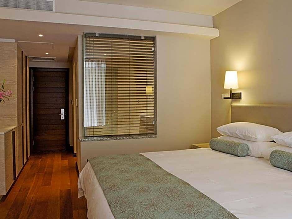 Chapmans Peak Beach Hotel 1