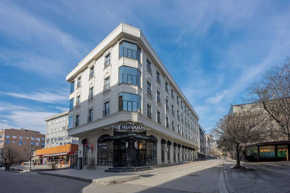The Nirvanas Hotel 1