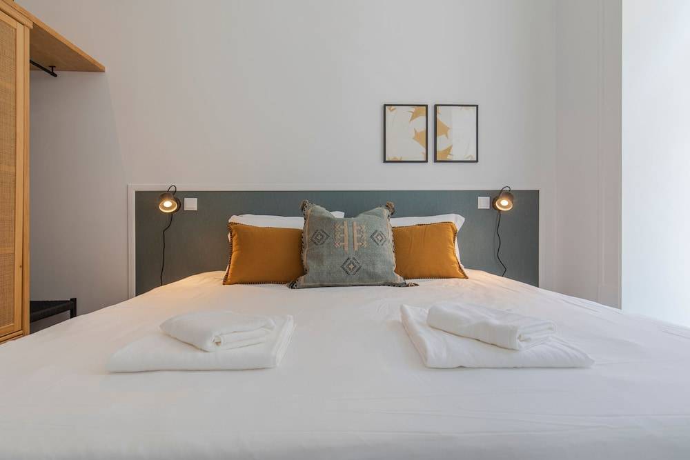 Ando Living - Abrantes 10 House 2