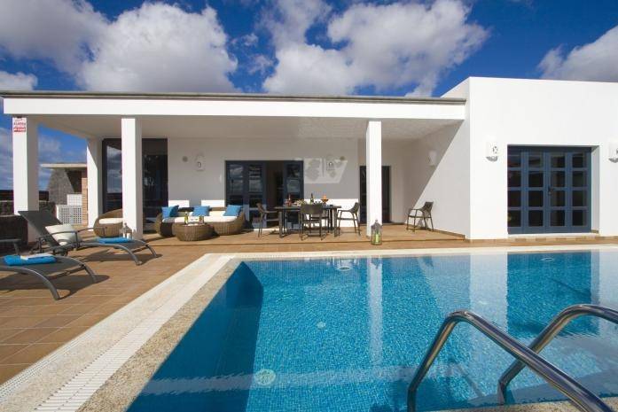 Villas Mamma Mia pool heat Private & Jacuzzi 1