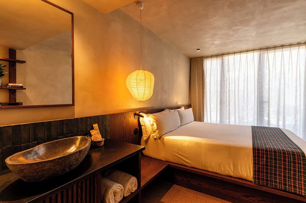 chic&basic Tokyo Hoose 1