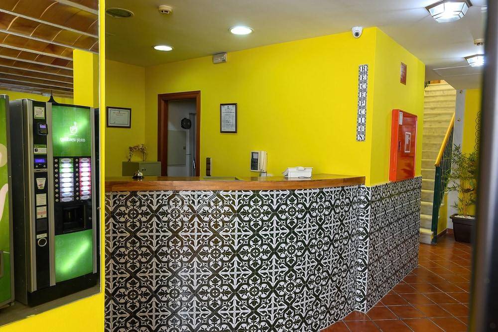 Hotel H28 Camas 1