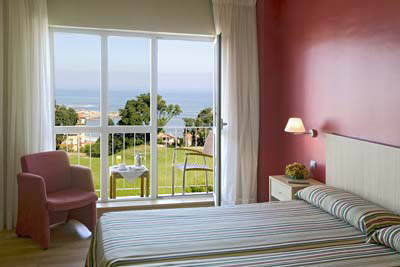 Apartamentos Mar Comillas 2