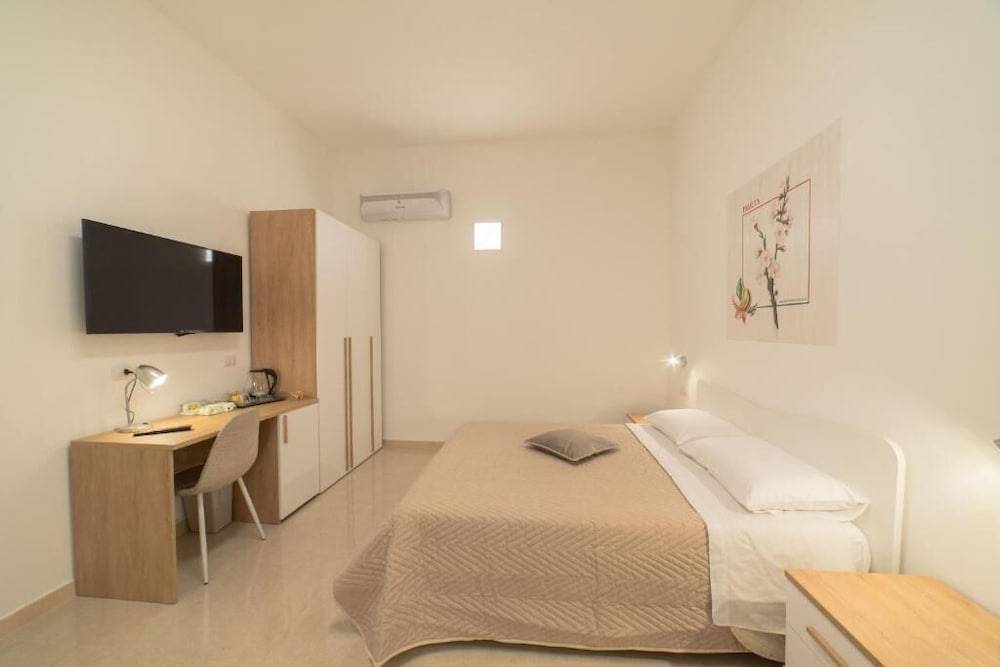 B&B MANDORLO BIANCO 1