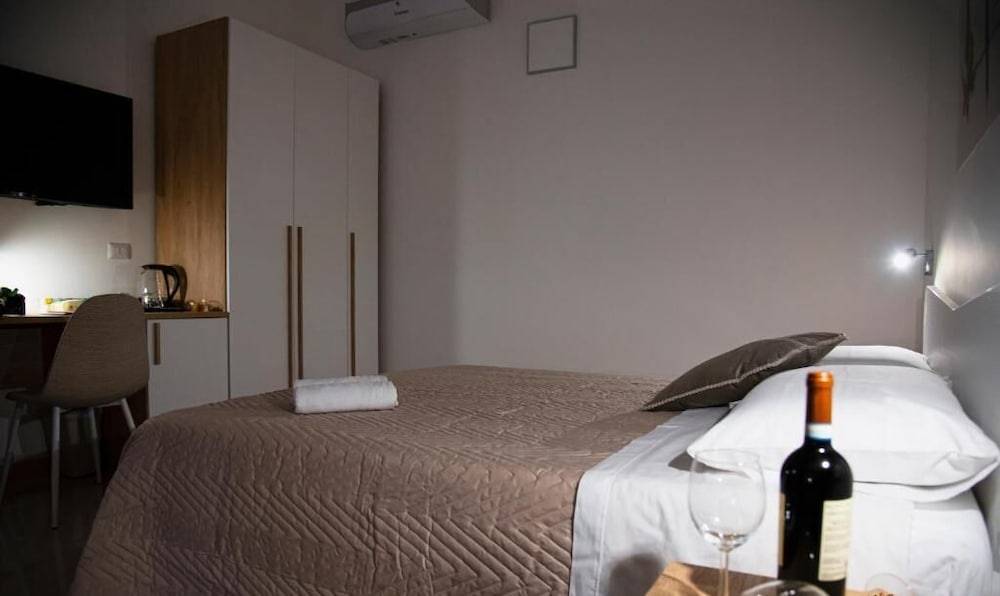 B&B MANDORLO BIANCO 2