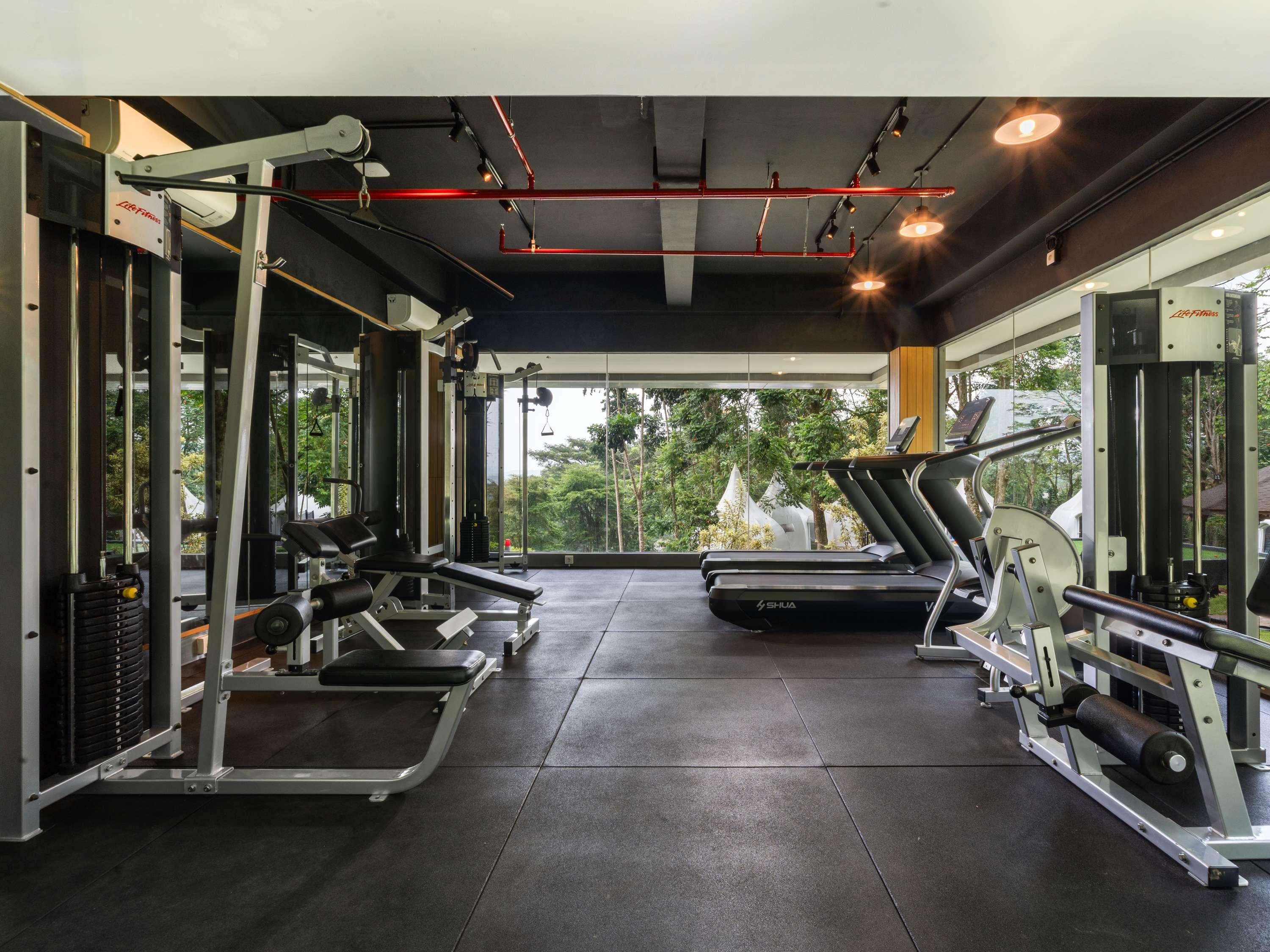 Mercure Cibadak Sukabumi Resort 2
