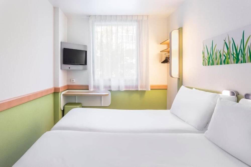 B&B HOTEL Zaragoza Plaza Mozart 1