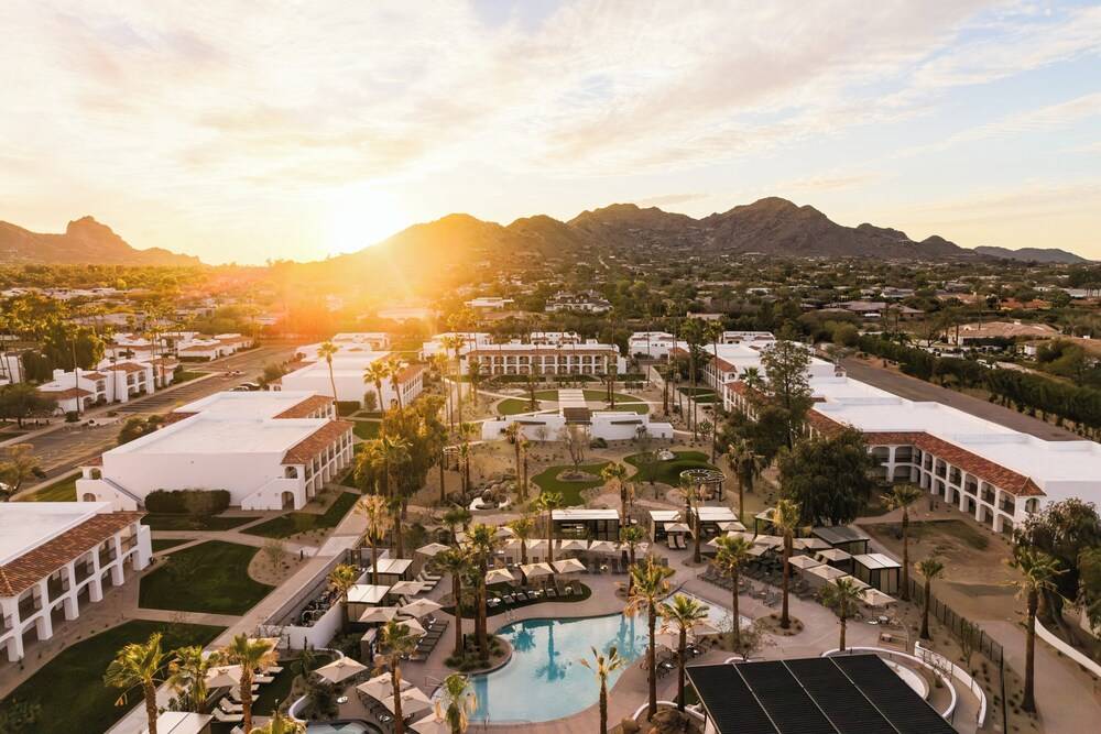 Kimpton Miralina Resort and Villas by IHG 1