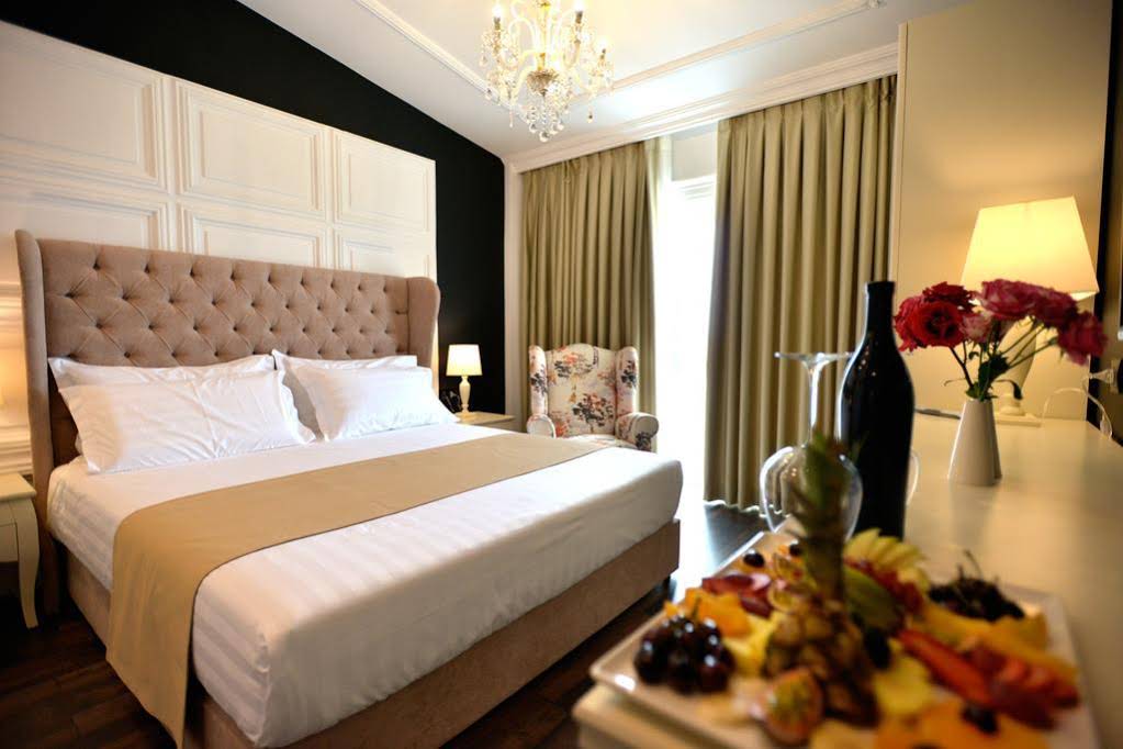 FLOWER HOTEL & RESORT 1