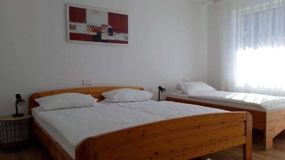 Hotel Zum Rebstock 2
