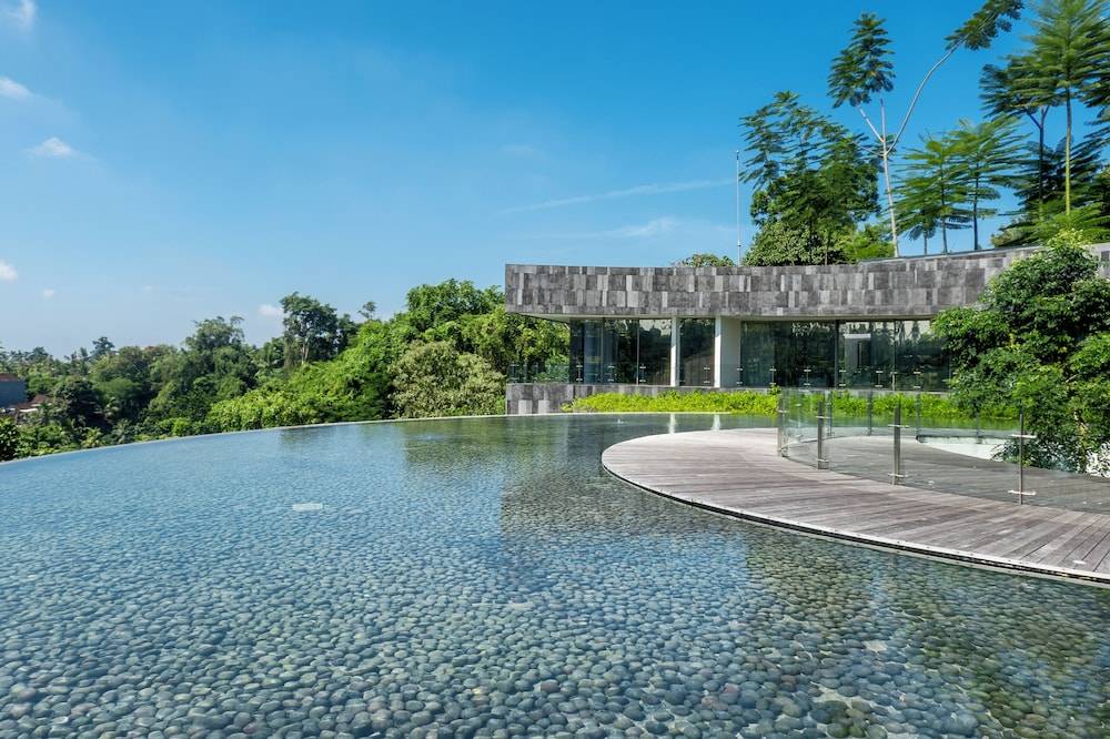 Bumi Kinar Skylight 1