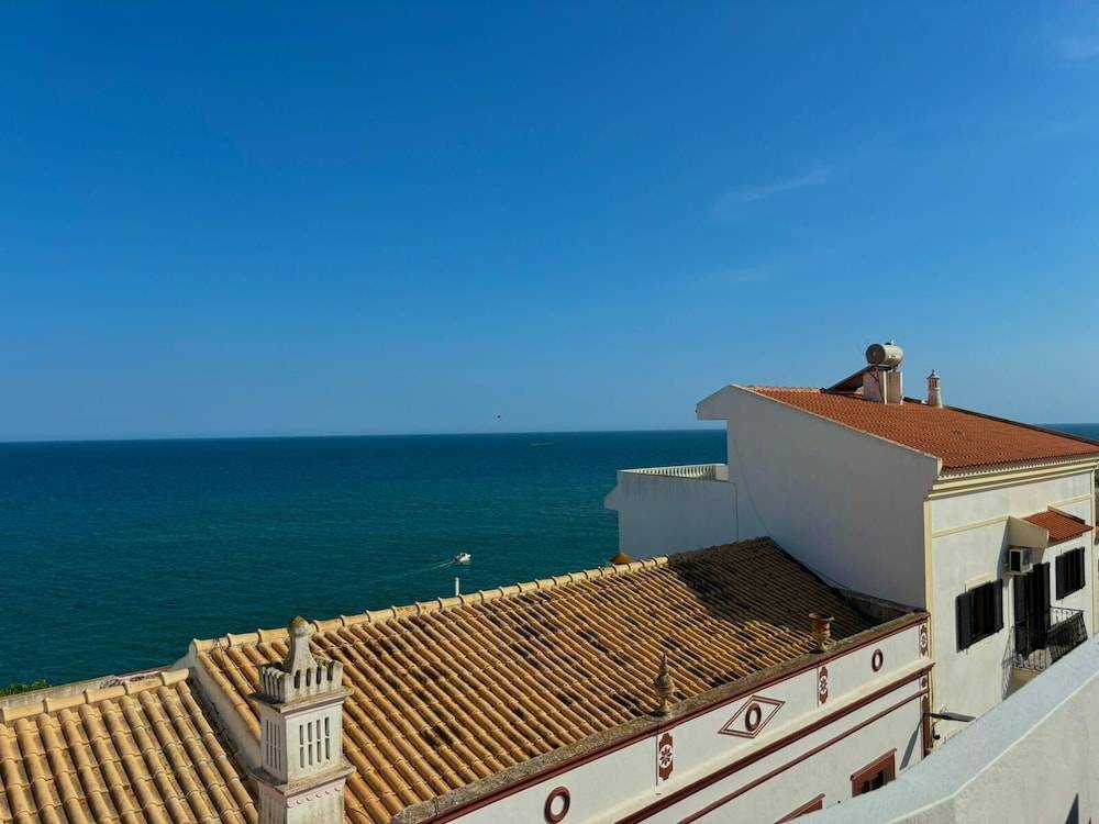 Al Mare Ocean View 1