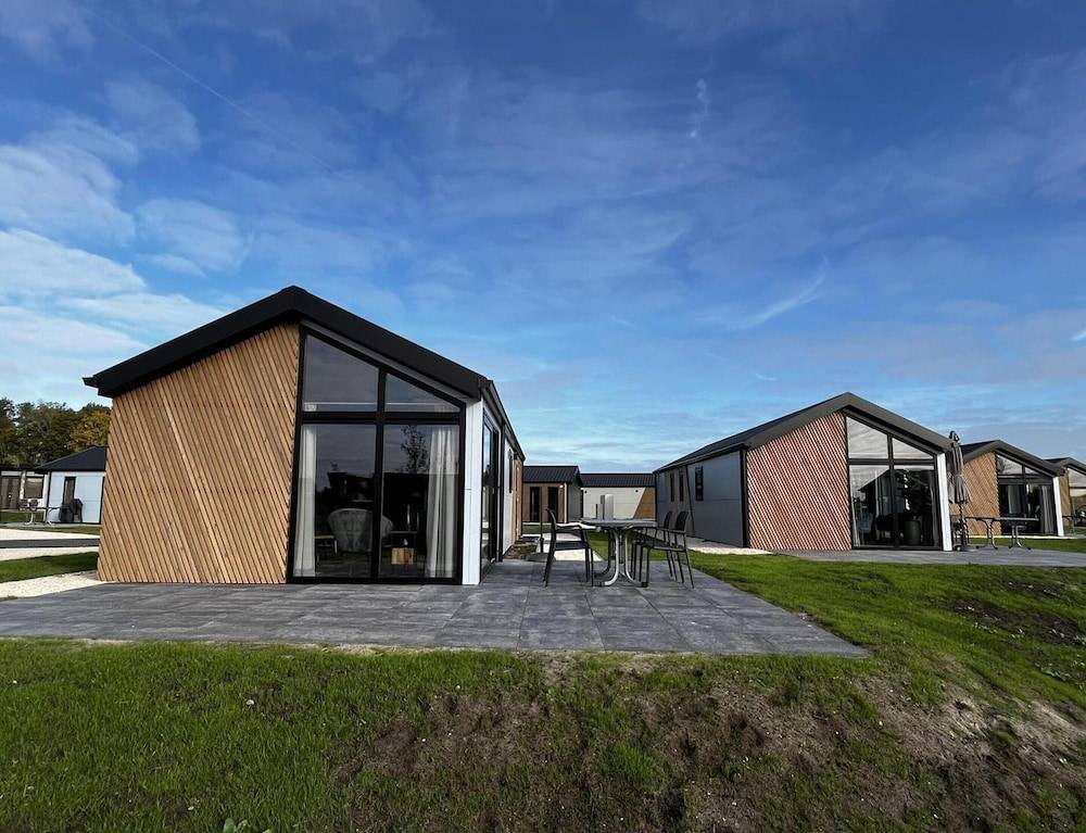Modern Chalet 5 km From Kampen 1