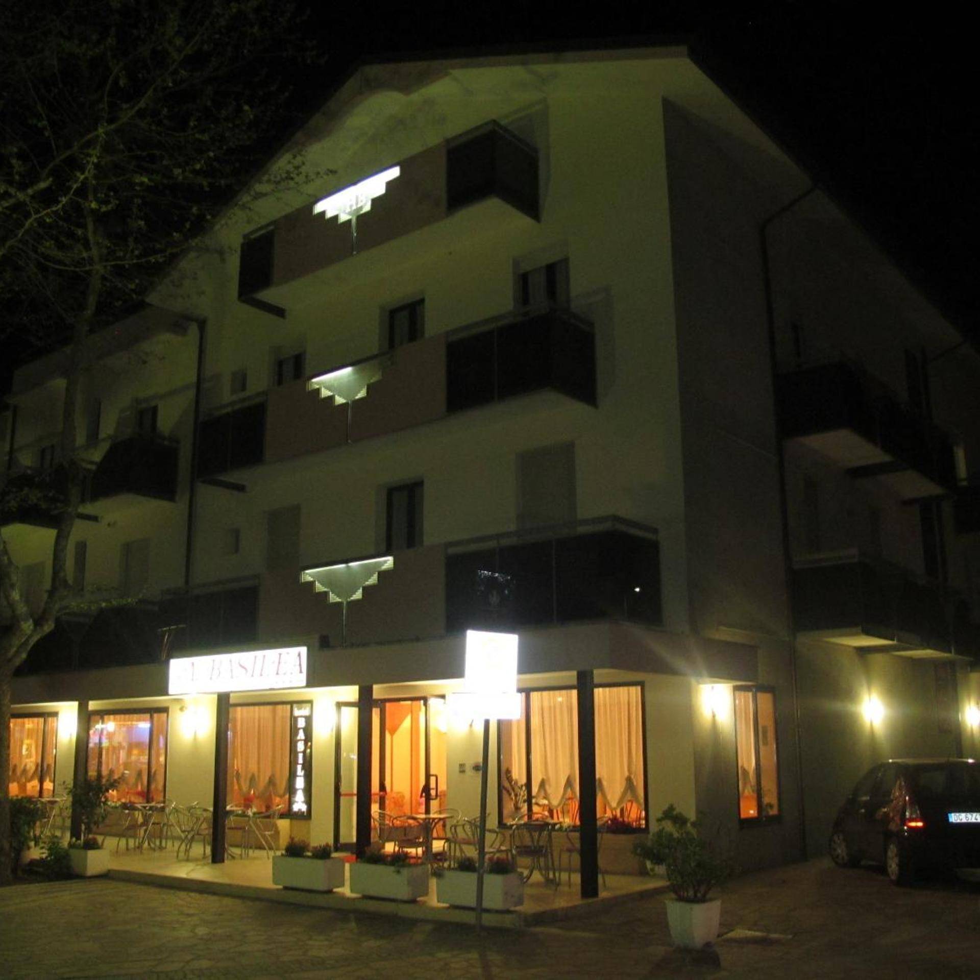 Hotel Basilea 1