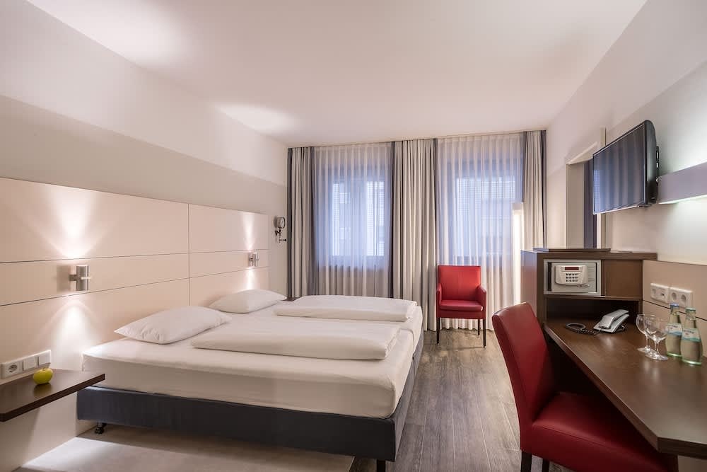 Ferrotel Duisburg - Partner of SORAT Hotels 1