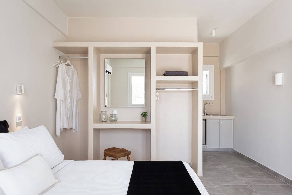 Kythea Suites Kythnos 2