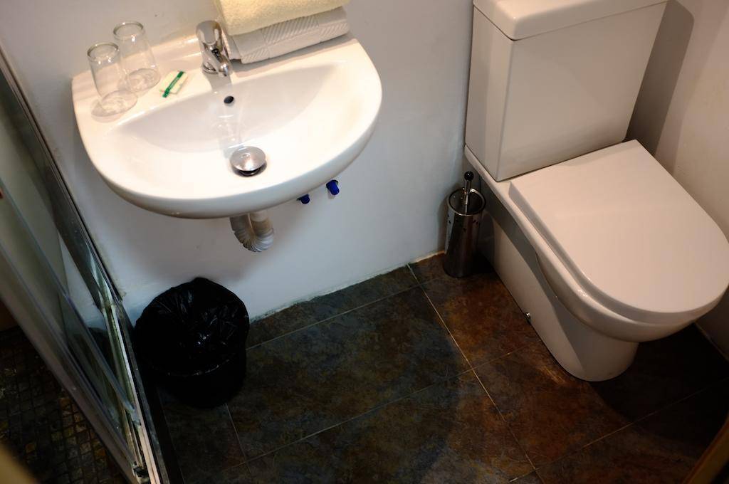 Hostal Lausanne 1
