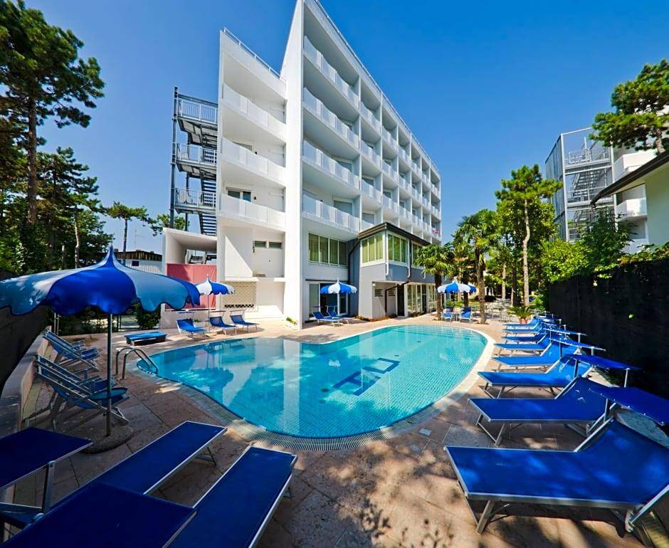 Hotel Carlton 2