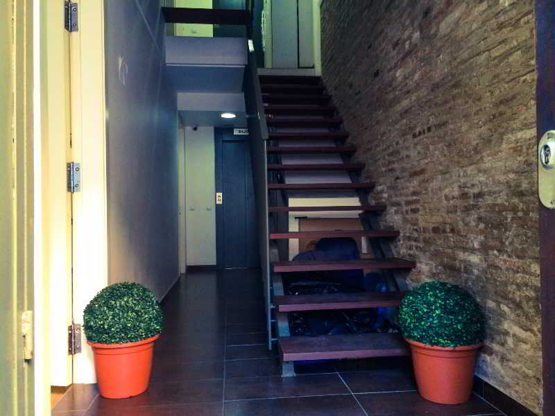 Barcelona City Apartment 1