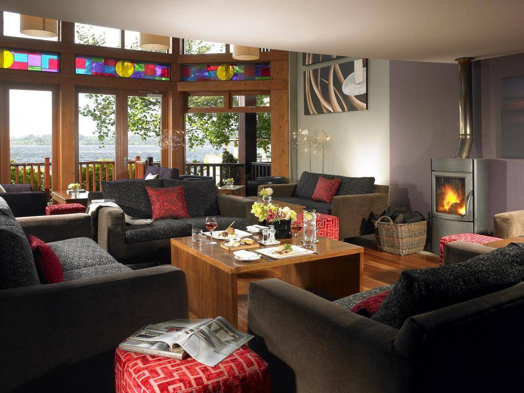 Wineport Lodge 1