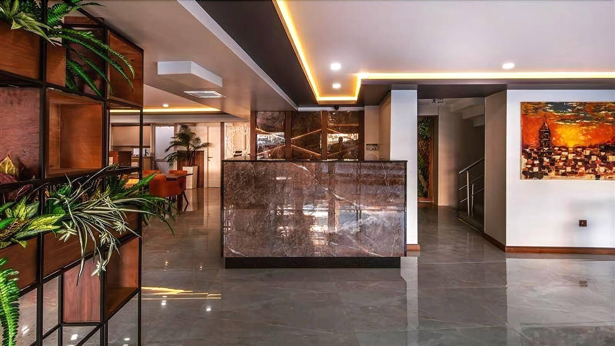Asia Business Suites 1