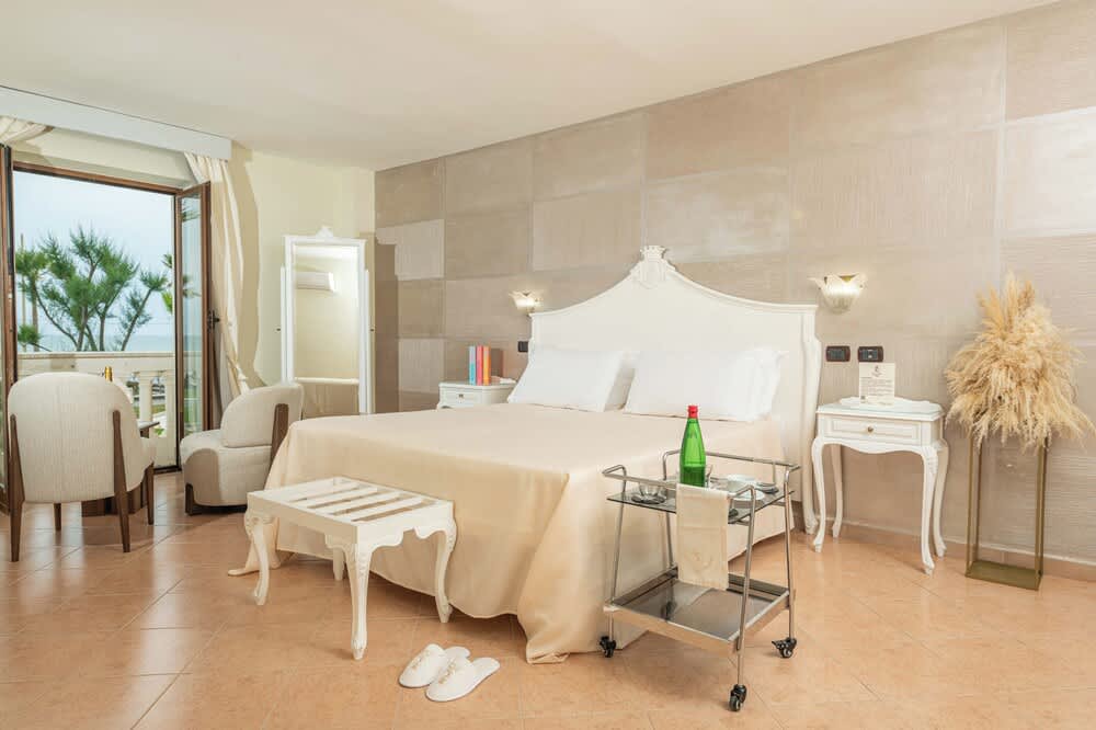 Grand Hotel Le Château 2