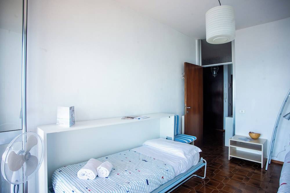 Sole Surf E Relax, Sea-view Balcony Apartment 2