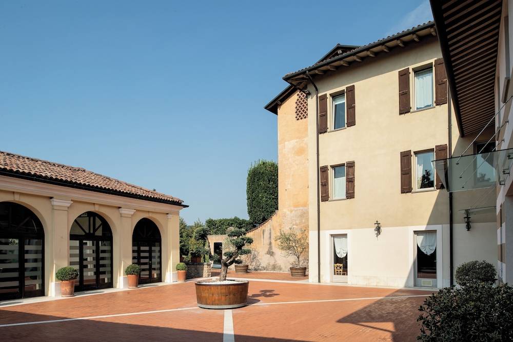 Borgo Santa Giulia 1