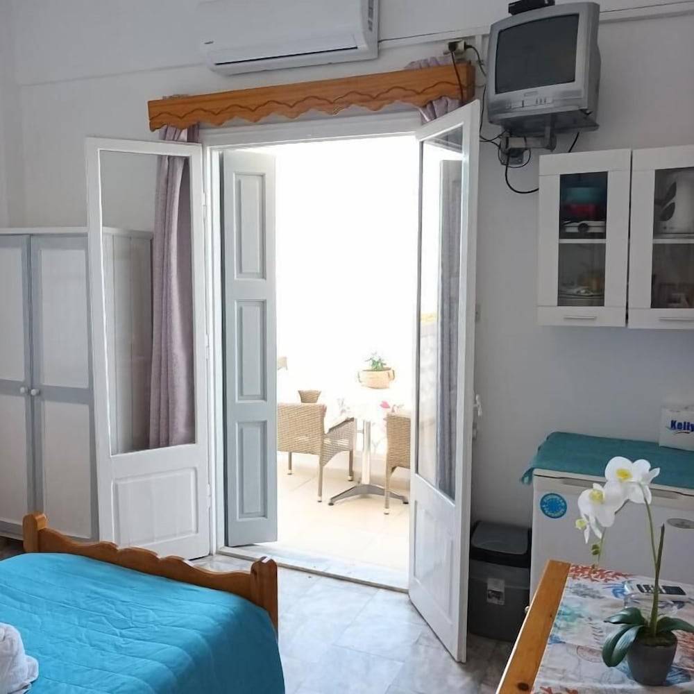 Massouri Rooms 2