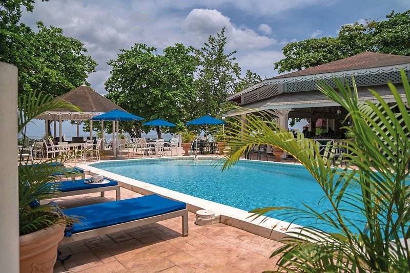 Merril's Beach Resort 2