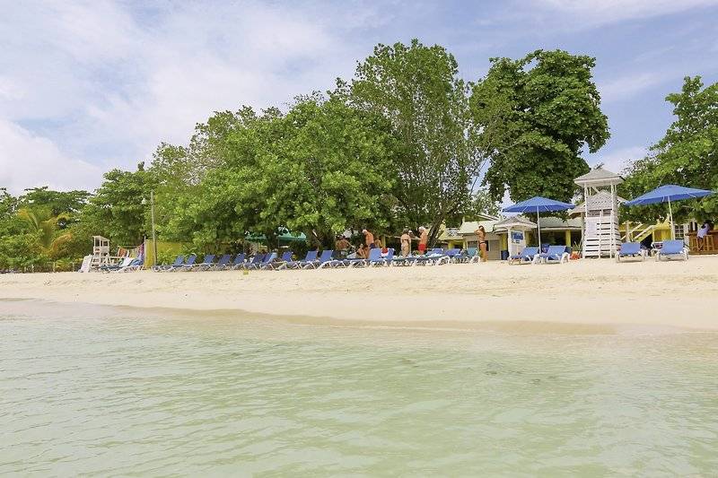 Merril's Beach Resort 1